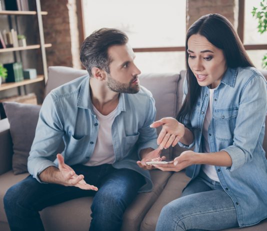 ¿Qué hacer cuando tu pareja es celosa? celosa