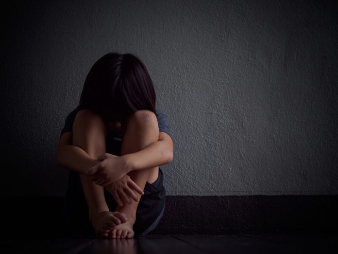El suicidio infantil no puede ser ignorado niño