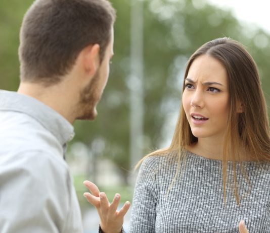 Negging: un insulto disfrazado de halago negging
