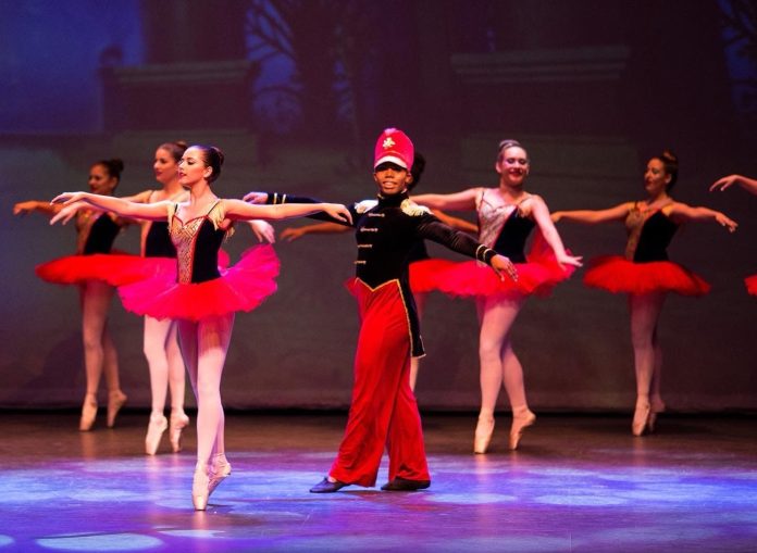 “Si fuera por la sociedad los varones no bailarían”