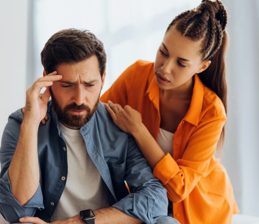 “Mankeeping”: un trabajo invisible que afecta a las mujeres Mankeeping