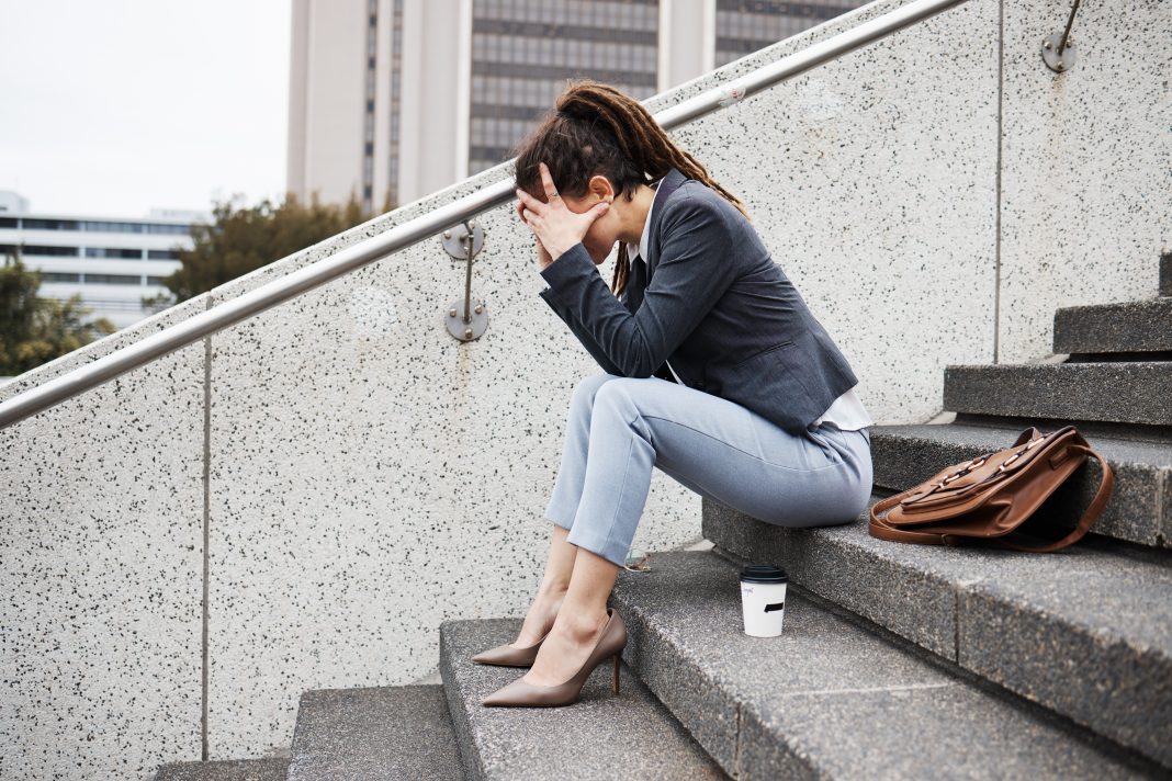 Sad,,Stairs,And,Business,With,Woman,In,City,For,Unemployment, fracasar