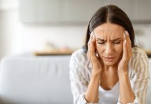 El impacto de la sobrecarga mental en las mujeres carga